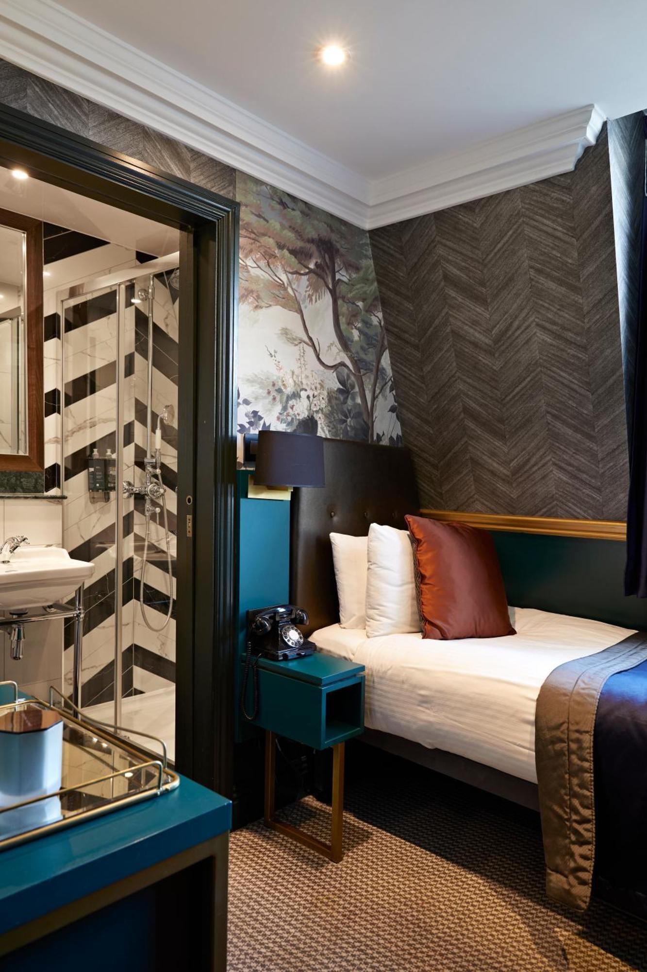 Deluxe Single Room